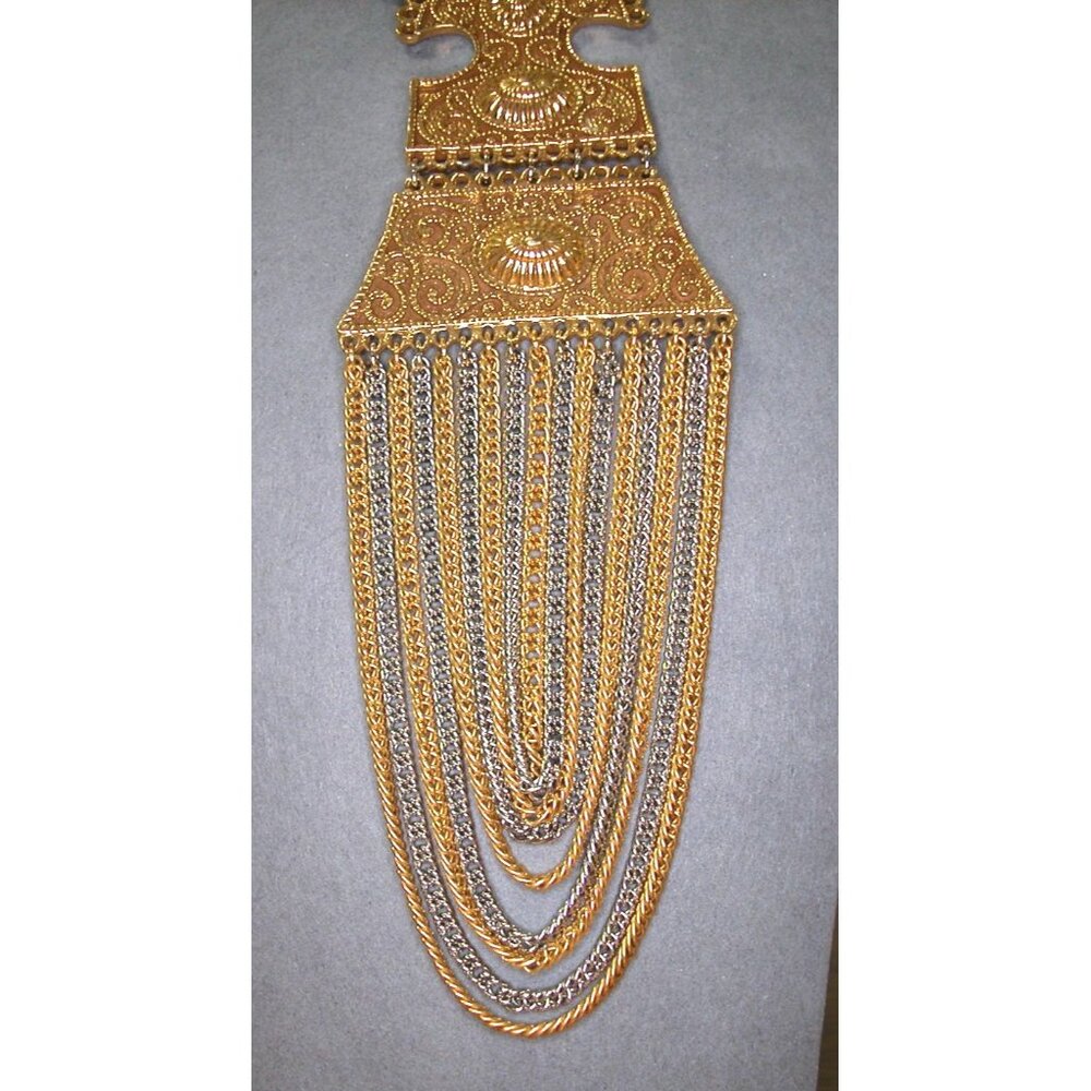 Vintage Gold & Silver Tone Necklace 16" Pendant 7.5" & 2" Screw Back Earrings